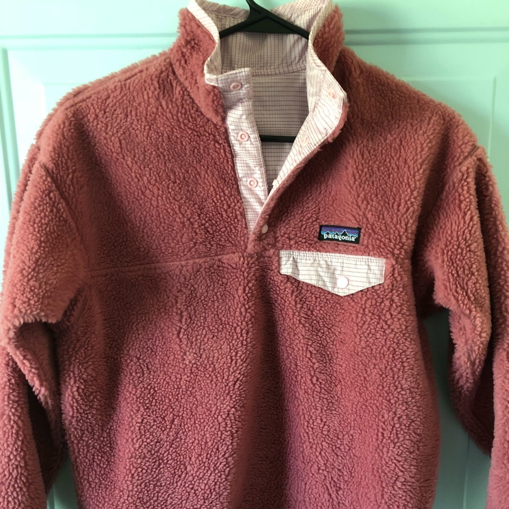 Patagonia reversible pull over